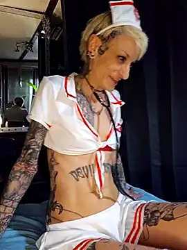 MissParadise40 online show from March 3, 2025, 11:03 pm