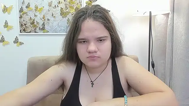 AdeleCruz online show from March 2, 2025, 1:09 pm