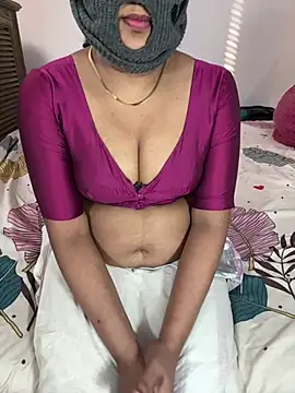 ArathyNambyarMallu online show from March 10, 2025, 3:20 pm