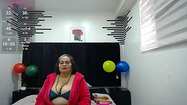 VickyBoobss online show from October 12, 2025, 1:01 pm