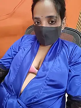 Snapshot of Lolitatamil chatting on June 6, 2026, 7:19 pm Lolitatamil online show from June 6, 2026, 7:19 pm