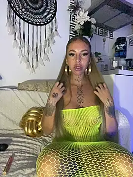 CheekyChels online show from March 19, 2025, 10:31 pm