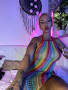 CheekyChels online show from October 2, 2025, 4:10 pm