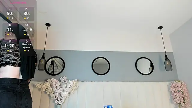 chelsea bolton  online show from March 14, 2026, 12:22 pm