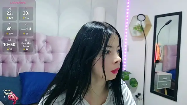 Snapshot of madison_oli chatting on September 20, 2025, 5:01 am madison oli online show from September 20, 2025, 5:01 am