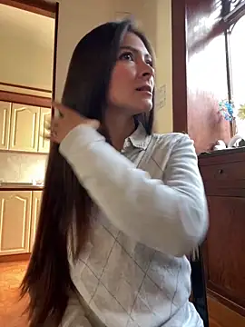 Aleska Miami online show from February 18, 2026, 1:51 pm