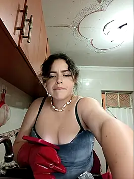 Snapshot of katty_116 chatting on February 10, 2025, 7:17 pm katty 116 online show from February 10, 2025, 7:17 pm
