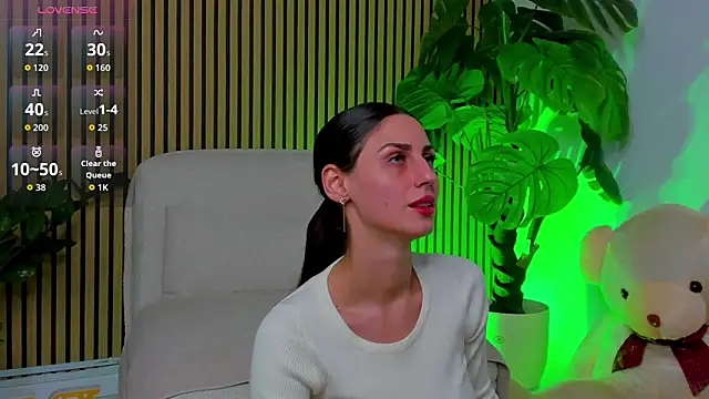 BelovedKhloee online show from March 20, 2026, 3:13 pm