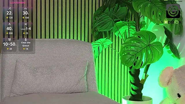 BelovedKhloee online show from March 25, 2026, 7:13 pm