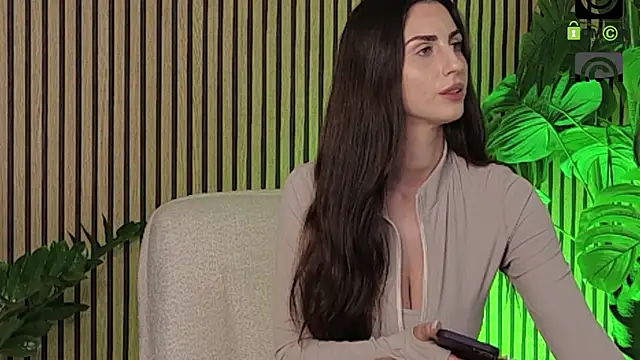 BelovedKhloee online show from April 7, 2026, 7:15 pm