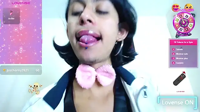 boysLittle online show from October 31, 2025, 9:17 am