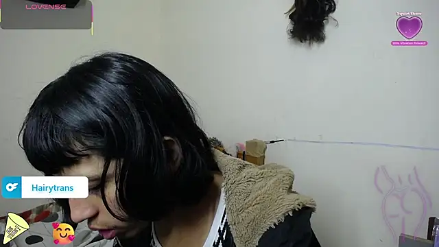 boysLittle online show from November 21, 2025, 3:44 pm