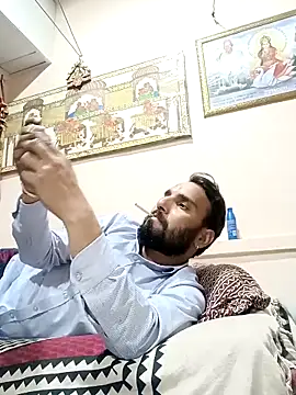 Snapshot of Rajasthani-boy chatting on March 1, 2025, 2:34 pm Rajasthani-boy online show from March 1, 2025, 2:34 pm