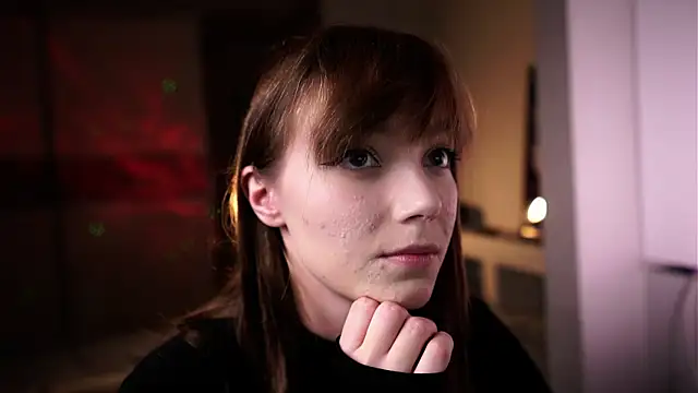 ileanacampbe online show from October 29, 2025, 5:39 am