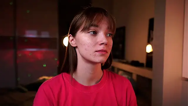 ileanacampbe online show from November 6, 2025, 4:38 am