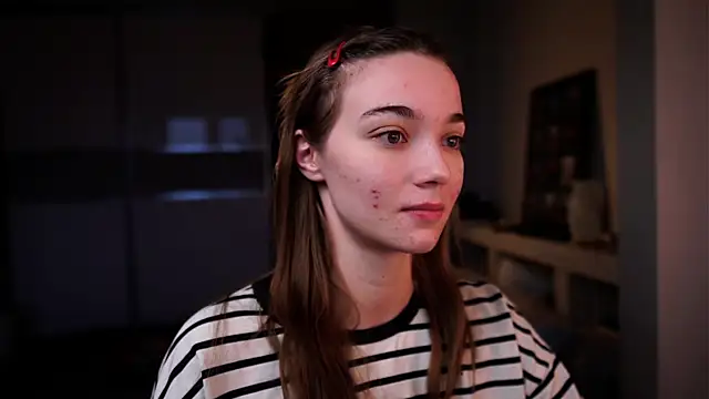 ileanacampbe online show from December 19, 2025, 5:00 am