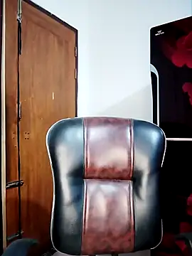 Anika-1 online show from October 30, 2025, 9:07 am