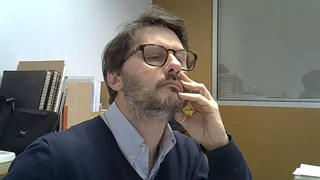 Snapshot of Cellino4 chatting on February 28, 2025, 4:20 pm Cellino4 online show from February 28, 2025, 4:20 pm