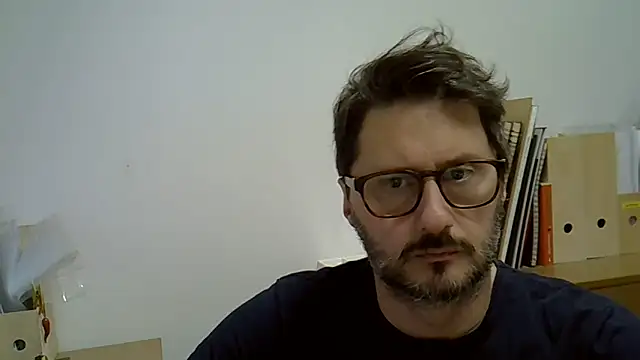 Snapshot of Cellino4 chatting on January 16, 2025, 5:23 pm Cellino4 online show from January 16, 2025, 5:23 pm