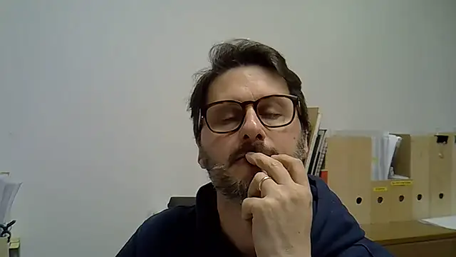 Snapshot of Cellino4 chatting on February 11, 2025, 5:07 pm Cellino4 online show from February 11, 2025, 5:07 pm