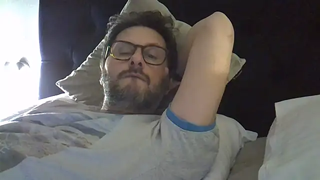 Snapshot of Cellino4 chatting on February 25, 2025, 9:04 pm Cellino4 online show from February 25, 2025, 9:04 pm