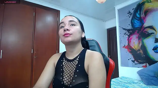 Snapshot of Maylin_horny19 chatting on February 21, 2026, 7:16 pm Maylin horny19 online show from February 21, 2026, 7:16 pm