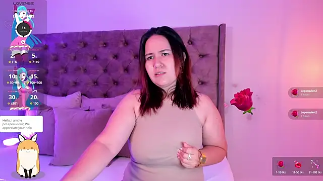 Snapshot of zoes_milee chatting on October 23, 2025, 11:20 am zoes milee online show from October 23, 2025, 11:20 am