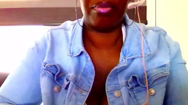 Snapshot of chocolatechipkukky85 chatting on April 20, 2026, 9:27 pm chocolatechipkukky85 online show from April 20, 2026, 9:27 pm