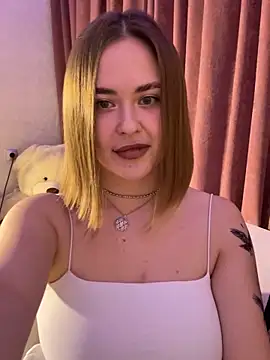 Snapshot of gi_grahams chatting on December 4, 2025, 6:18 pm gi grahams online show from December 4, 2025, 6:18 pm