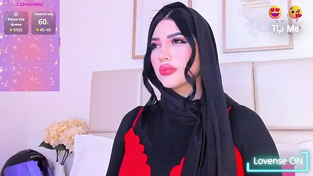 taylorsmiiith  online show from March 21, 2026, 9:19 pm