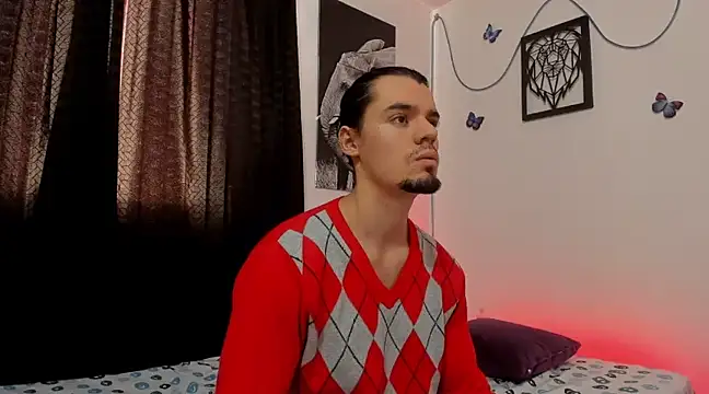 Snapshot of maxi_styles chatting on February 26, 2025, 9:53 pm maxi styles online show from February 26, 2025, 9:53 pm