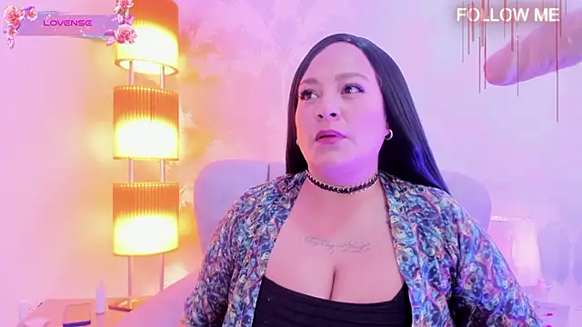 Elise-Leyton online show from February 3, 2026, 7:08 pm