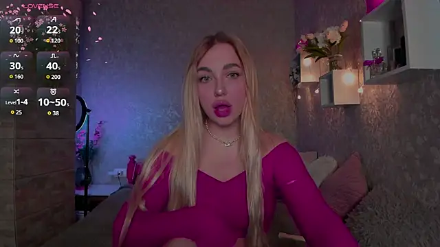 Snapshot of Mika_Rayy chatting on December 4, 2025, 5:39 am Mika Rayy online show from December 4, 2025, 5:39 am