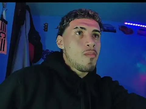 Snapshot of Neymar_jr11-collinss chatting on October 8, 2025, 2:24 am Neymar jr11-collinss online show from October 8, 2025, 2:24 am