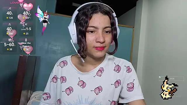 Snapshot of Lovelyamyy chatting on November 5, 2025, 12:25 am Lovelyamyy online show from November 5, 2025, 12:25 am