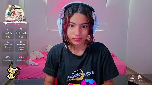 Snapshot of Lovelyamyy chatting on December 4, 2025, 8:19 pm Lovelyamyy online show from December 4, 2025, 8:19 pm