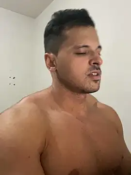 Snapshot of Lucasfit24 chatting on February 20, 2025, 12:19 am Lucasfit24 online show from February 20, 2025, 12:19 am