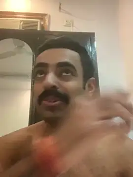 vaibhavchugh38 online show from January 11, 2025, 1:11 pm