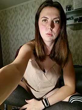 Snapshot of Melenka chatting on October 1, 2025, 8:57 pm Melenka online show from October 1, 2025, 8:57 pm