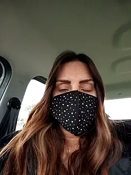 Akemi rossi online show from March 10, 2026, 11:36 am