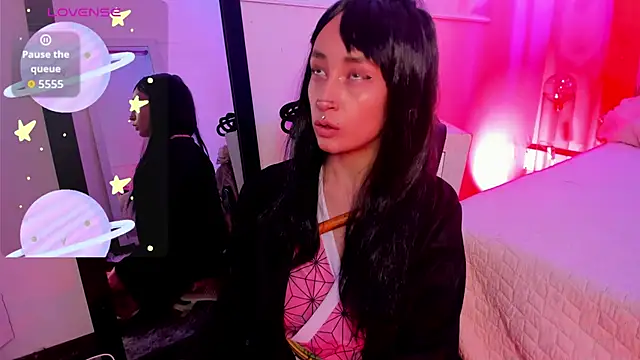 coral jonesss online show from October 31, 2025, 3:30 pm