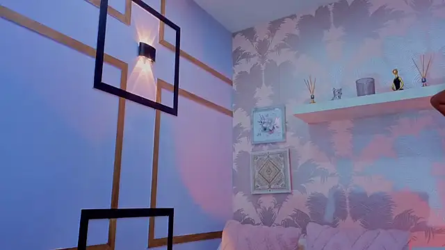 CharlotteGraay online show from March 20, 2026, 7:48 pm