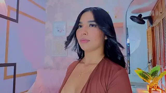 Snapshot of CharlotteGraay chatting on February 25, 2026, 7:47 pm CharlotteGraay online show from February 25, 2026, 7:47 pm