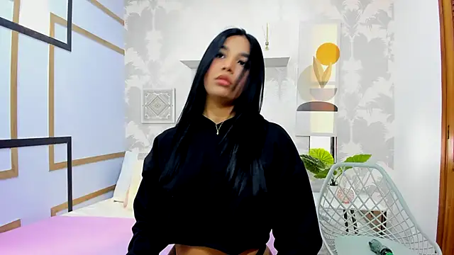 Snapshot of CharlotteGraay chatting on September 20, 2025, 8:03 pm CharlotteGraay online show from September 20, 2025, 8:03 pm