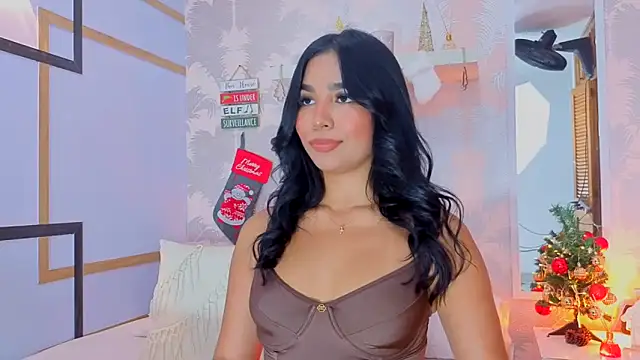 Snapshot of CharlotteGraay chatting on December 22, 2025, 7:47 pm CharlotteGraay online show from December 22, 2025, 7:47 pm