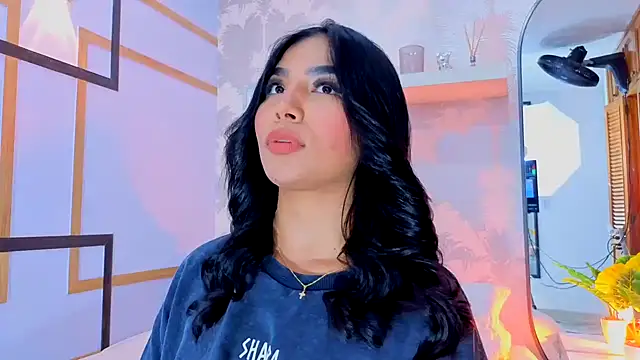 Snapshot of CharlotteGraay chatting on February 13, 2026, 7:47 pm CharlotteGraay online show from February 13, 2026, 7:47 pm