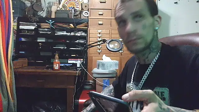 Snapshot of Aru916 chatting on November 15, 2025, 10:30 am Aru916 online show from November 15, 2025, 10:30 am