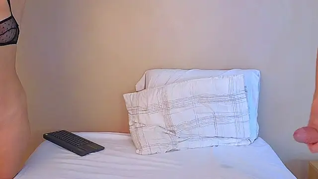 Snapshot of mr_danni chatting on March 5, 2025, 9:15 pm mr danni online show from March 5, 2025, 9:15 pm