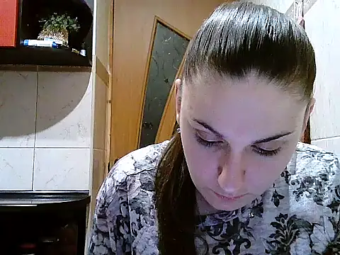 Yuliia30 online show from March 7, 2026, 8:25 pm