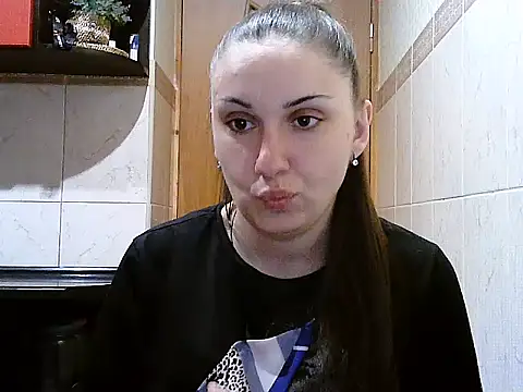 Snapshot of Yuliia30 chatting on February 28, 2026, 4:28 pm Yuliia30 online show from February 28, 2026, 4:28 pm